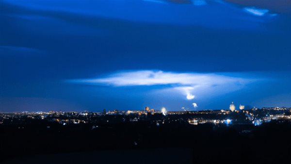 ظاهرة برق أو ضوء