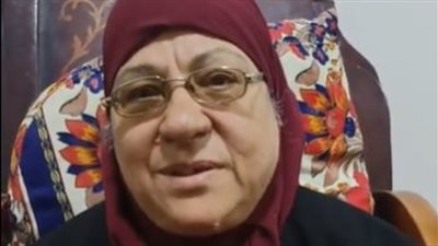 سيدة بالإسماعيلة تروي تفاصيل اكتشافها ليلة الزفاف زواجها من رجل بعقل طفل: لقيت تصرفاته غريبة | بث مباشر