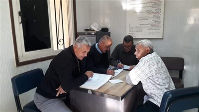 تركوا العمل دون أسباب قانونية.. إحالة 55 موظفًا في البحيرة للتحقيق