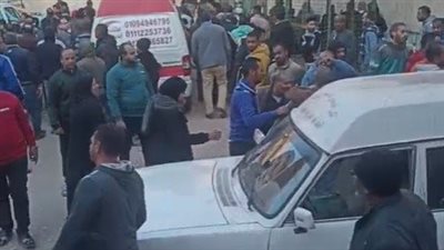 انهيار أسرة ضحايا حادث تسرب الغاز ببني سويف لحظة تشييع الجثامين | بث مباشر 