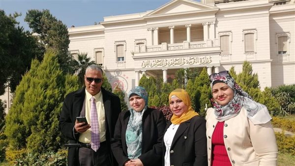 المعلمون المكرمون