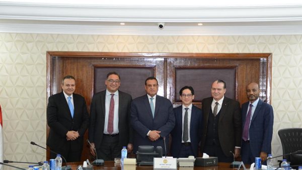 وزير التنمنية المحلية