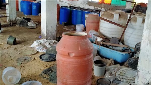 ضبط 25 مواد غذائية