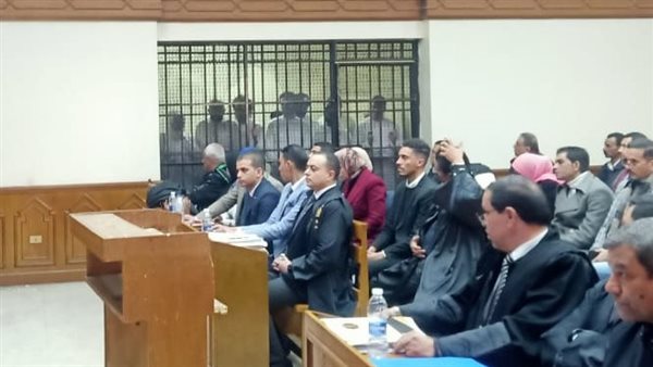 المتهمين باحتجاز