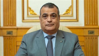 وزير الدولة للإنتاج الحربي يعود إلى أرض الوطن بعد انتهاء زيارته لمعرض IDEX 2023 بأبو ظبي