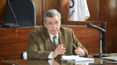 مستشار وزارة التخطيط: المجتمع يحتاج مقاومة وجهة النظر السلبية التي يتبناها في كافة القطاعات