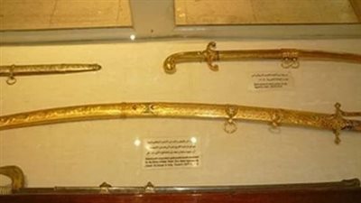 سيف الملك فاروق وآثار تمس الأمن القومي.. القبض على موظف بجهة قانونية يتاجر في الآثار| بث مباشر 