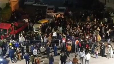 عملتله سحر فتخلص منها.. المئات يشيعون جثمان سيدة لقيت حتفها على يد زوجها بالإسكندرية | بث مباشر