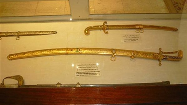 سيف الملك فاروق 