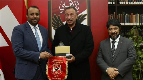 محمود الخطيب يستقبل