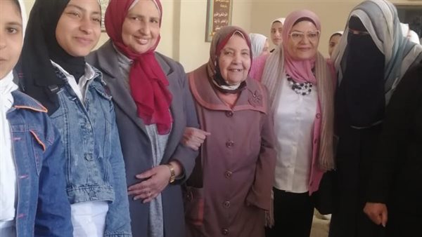 جانب من الندوة