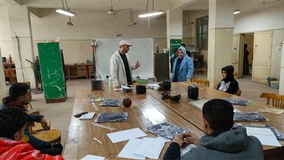 قوى عاملة كفر الشيخ تسلم شهادات خريجي دورات تدريبية بمراكز التدريب المهني