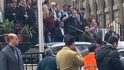 محامي الأهلي: ترحيل مرتضى منصور إلى السجن بعد تأييد حكم حبسه في قضية الخطيب | صور