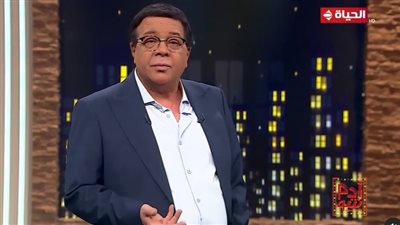 أحمد آدم يرد على شائعات عدم عرض أعمال فنية عليه