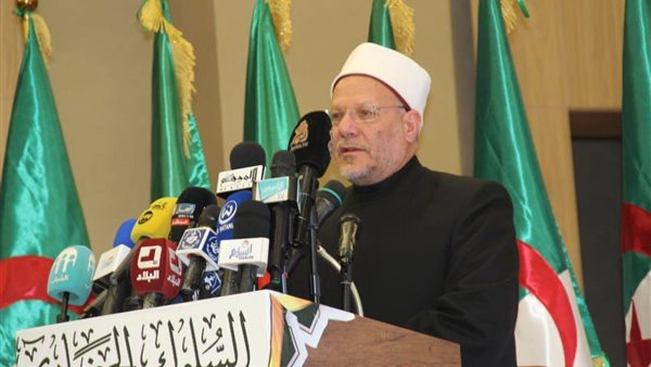  الدكتور شوقي علام