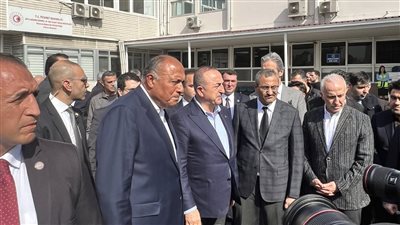 شكري وأوغلو يتسلمان الشحنة 6 من المساعدات الإغاثية المصرية المقدمة إلى تركيا