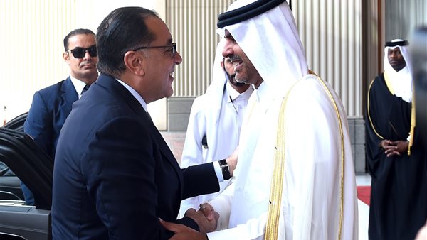رئيس وزراء قطر يستقبل