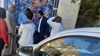 التحفظ على 80 كجم سلع منتهية الصلاحية و40 لتر عصائر في حملة مكبرة بالأقصر
