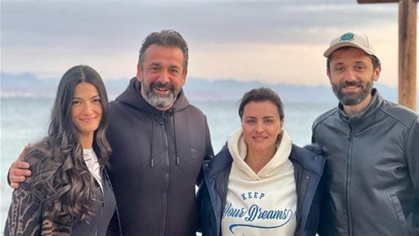 أبطال فيلم بيت الروبي