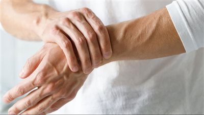 دراسة توضح السبب وراء معاناة مرضى التهاب المفاصل بالرغم من فاعلية العلاج