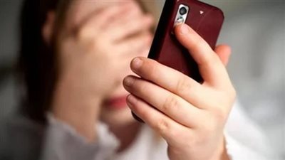 اتصالات النواب: المؤبد عقوبة ربط صورة فتاة بمحتوى منافٍ للآداب وابتزازها إلكترونيا على العام