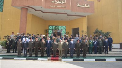 القوات المسلحة تنظم زيارة لوفد من أعضاء التمثيل العسكري العرب والأجانب المعتمدين لقيادة قوات الدفاع الجوي