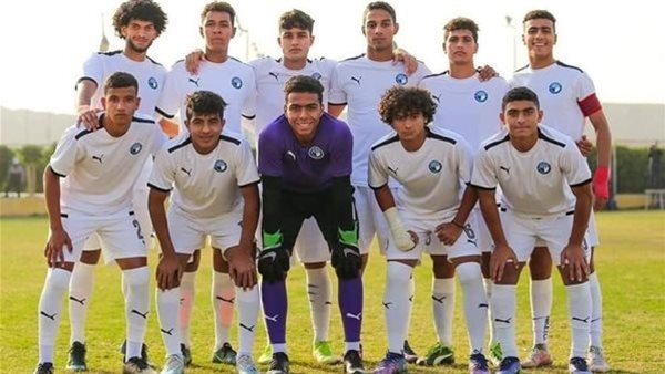 فريق بيراميدز 2003