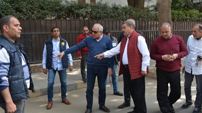 محافظ الجيزة يوجه بمنع تعديات المحال على الطريق بشارع سليمان جوهر والتحرير والسودان