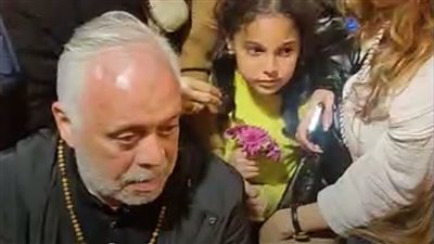 وسط الزغاريد والهتافات.. أشرف زكي يبكي بعد فوزه بمقعد نقيب المهن التمثيلية|فيديو