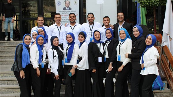 طلاب إعلام القاهرة