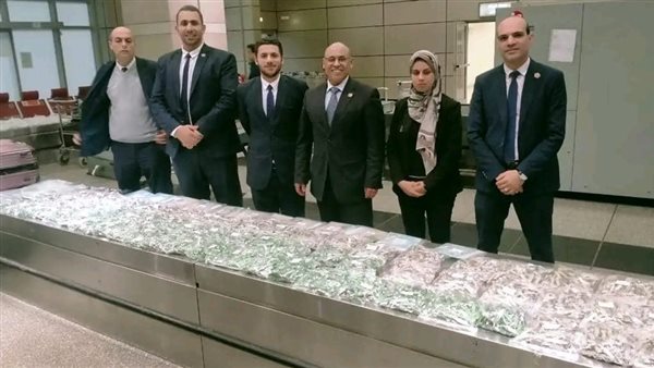 جمارك مطار القاهرة