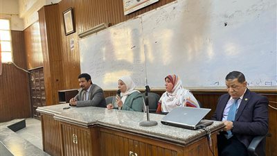 استمرار فعاليات مشروع التنور المجتمعي بكلية التربية في جامعة الفيوم 