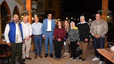 وزيرة الهجرة تعقد اجتماعا مع المستثمرين وخبراء التنمية المستدامة