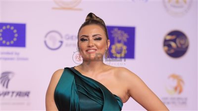 بشرى: مش بحب المناصب لأنها بتخلي الإنسان إيده مغلولة.. والفنان الواعي بيخدم بلده من غير مناصب