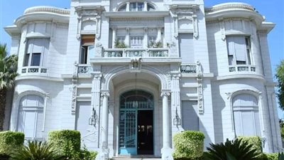 جامعة عين شمس تعلن البرنامج الزمني للجنة اختيار عميد كلية الدراسات العليا والبحوث البيئية