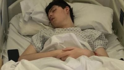 بعد ظهور طفح جلدي.. طفل بريطاني يصاب بسرطان نادر 