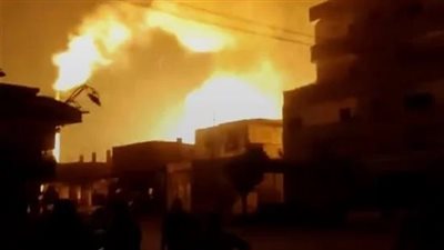 مصرع عامل وإصابة آخر.. السيطرة على حريق بمصنع طوب في الشرقية| بث مباشر 