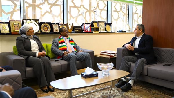 جانب من الزيارة