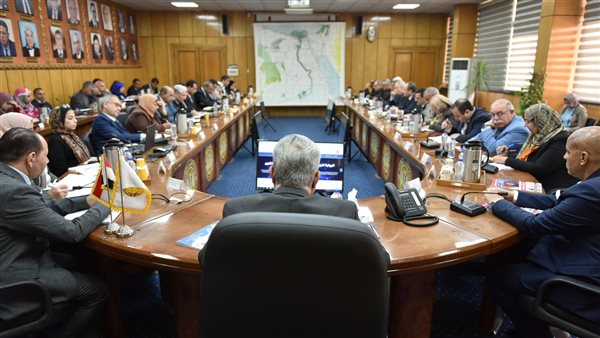 لقاء وزير القوى العاملة