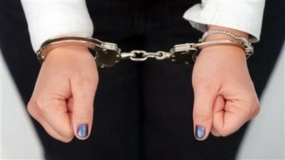 استولت على مليون و700 ألف جنيه.. ضبط مديرة مدرسة بتهمة النصب على 16 شخصًا بسوهاج | بث مباشر