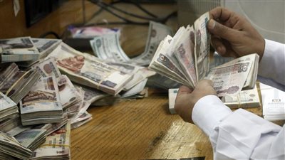 إحنا تبع البنك حدث بياناتك.. محاكمة تشكيل عصابي تخصص في سرقة أصحاب المعاشات