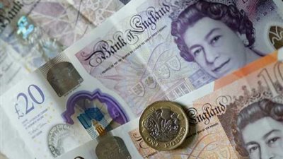  بـ 37 جنيهًا.. استقرار سعر الجنيه الإسترليني اليوم بالبنوك