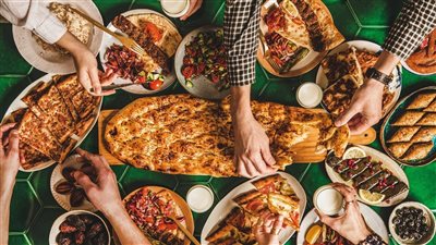 طريقة عمل عزومة بأقل تكاليف في رمضان 2023.. مقترحات من الأصناف الموفرة