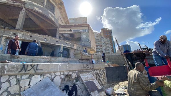 إزالة تعديات كبائن