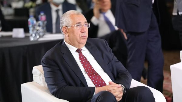 وزير الزراعة