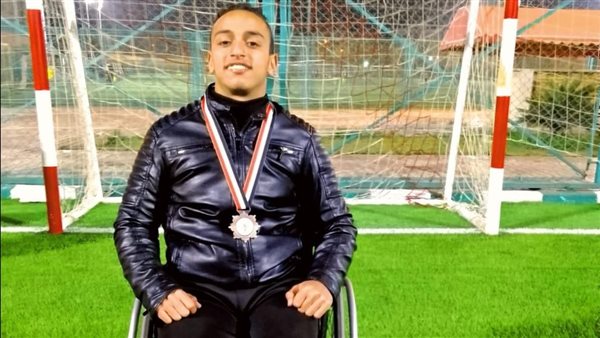 البطل أحمد عبد المعطي