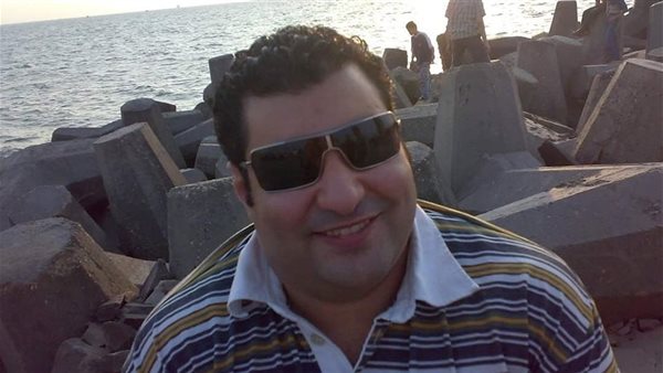  الدكتور رجائي وفائي