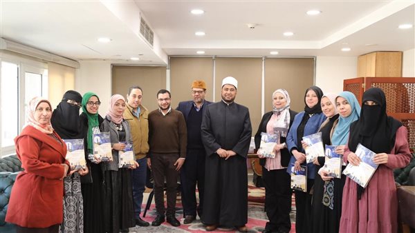 مجلة الأزهر تستقبل