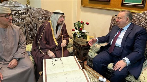 نقيب الأشراف ومستشار