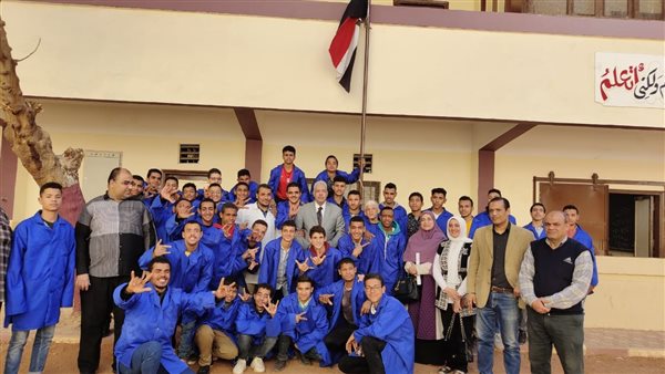 القوى العاملة بأسيوط